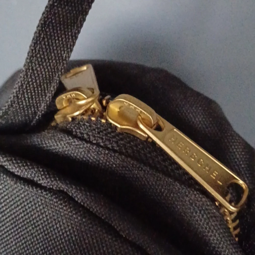 Herschel backpack - Picture 12 of 16